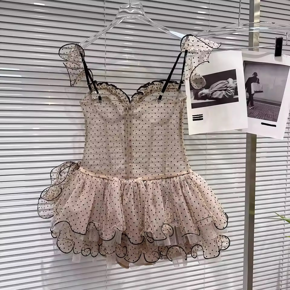 Топ Dolly
